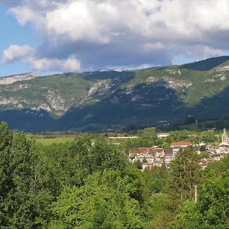 Apartamento Le Pied A Terre, Au Coeur Du Royans