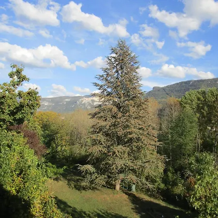 Appartement Le Pied A Terre, Au Coeur Du Royans *